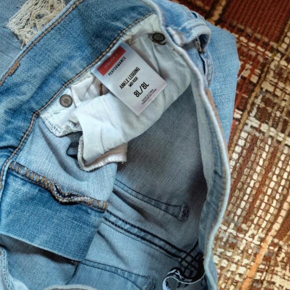 Women's Blue Jeans - Picture 4 of 4